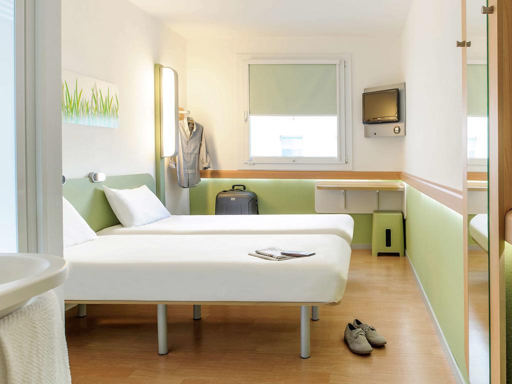 Ibis Budget Karlsruhe Exterior photo